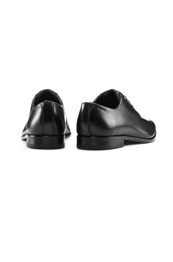 ΠΑΠΟΥΤΣΙΑ HUGO - 001 ΜΑΥΡΟ